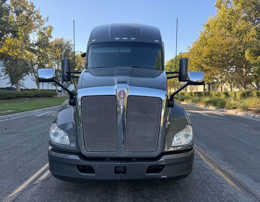 2020-Kenworth-t-680