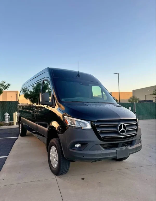 2021-Mercedes-Benz-sprinter-2500-cargo
