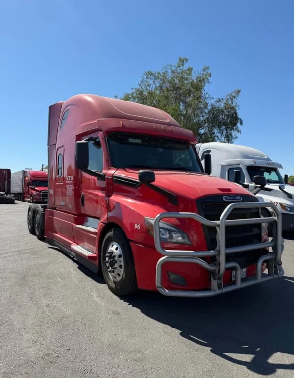 2023-Freightliner-cascadia-truck