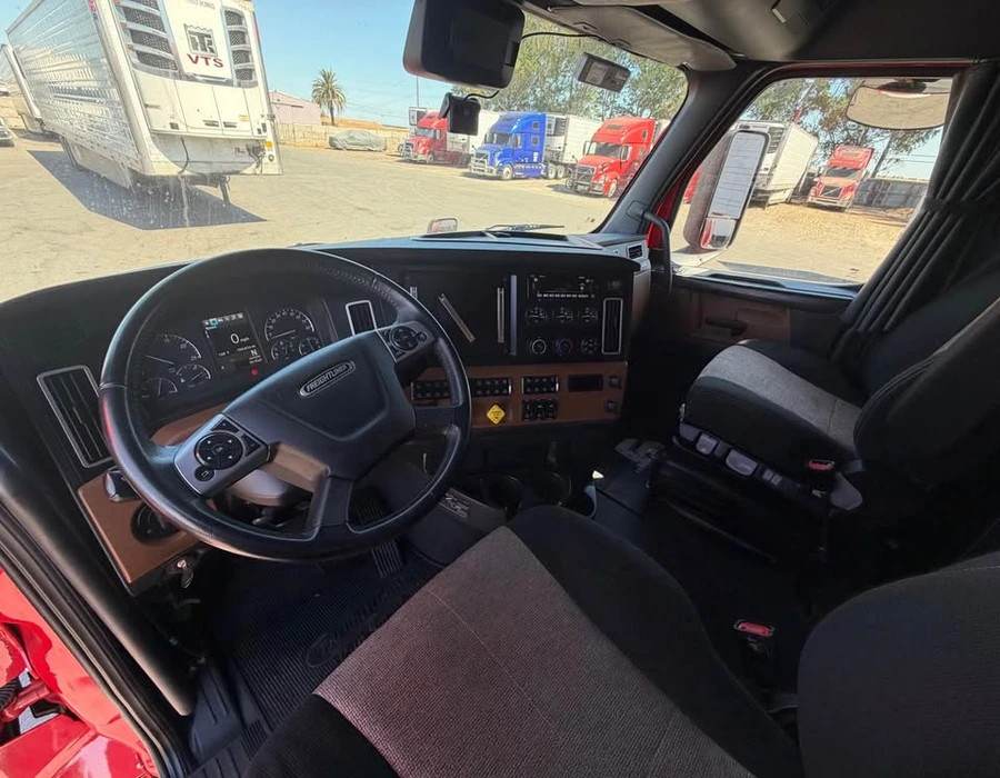 2023-Freightliner