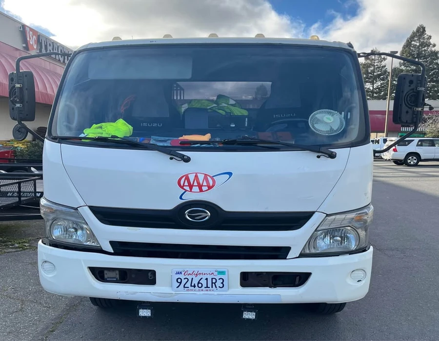 Hino-195-Flat-bed