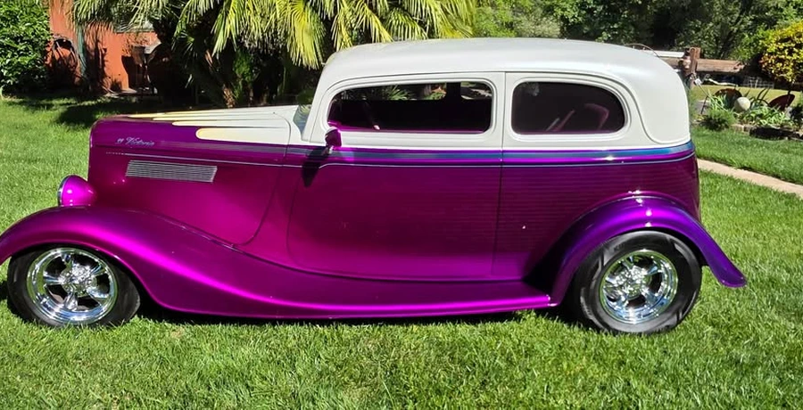 1933-Ford-Crown-Victoria