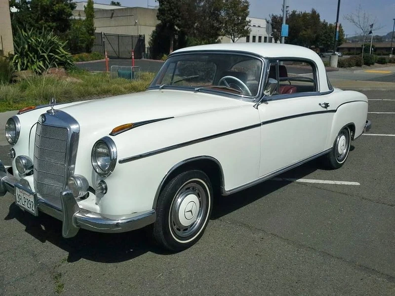 1959-Mercedes-Benz-220s-ponton