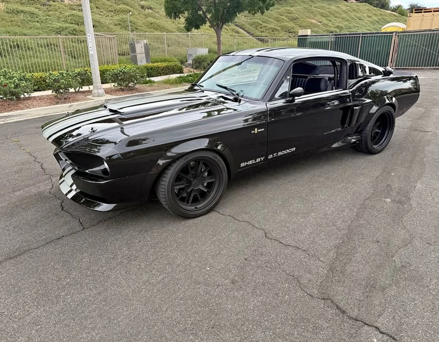 1967-Ford-mustang-Shelby-GT500-Coupe