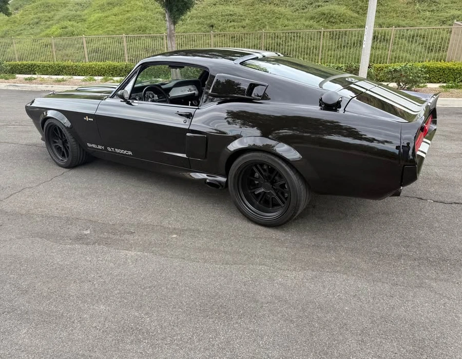 1967-Ford-mustang-Shelby-GT500