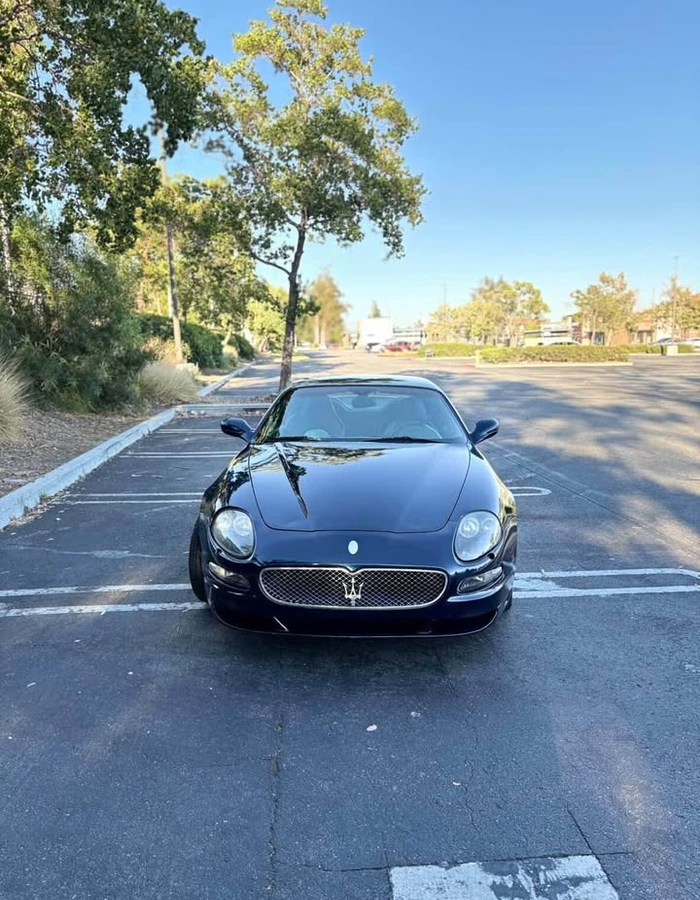 2004-Maserati-gransport-Coupe2D