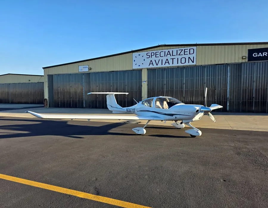 2007-Diamond-Aircraft-da40