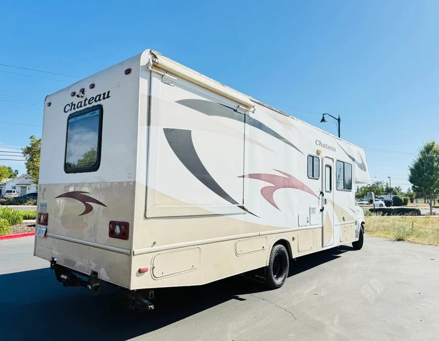 2008-Thor-Motor-Coach-motorhome