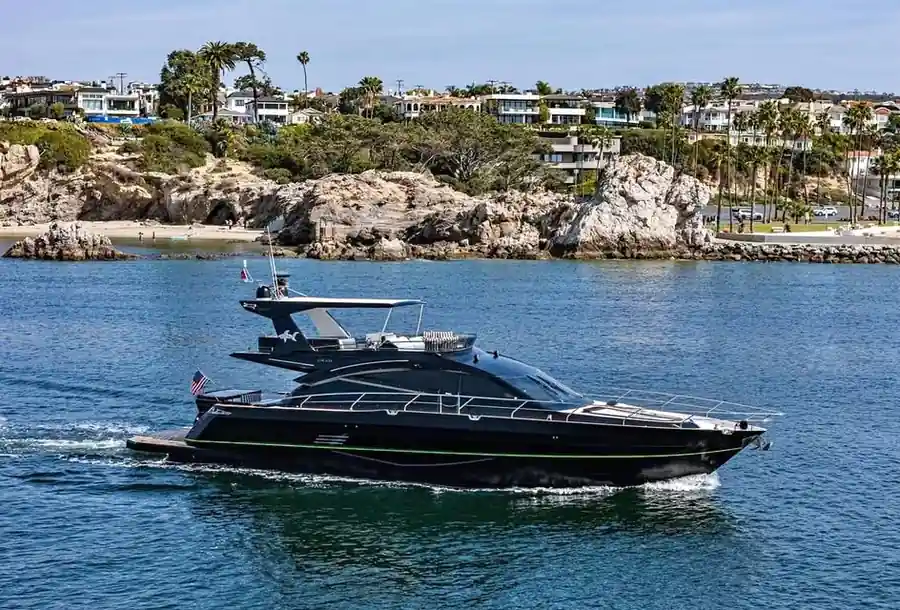 2016-Galeon-660-Flybridge