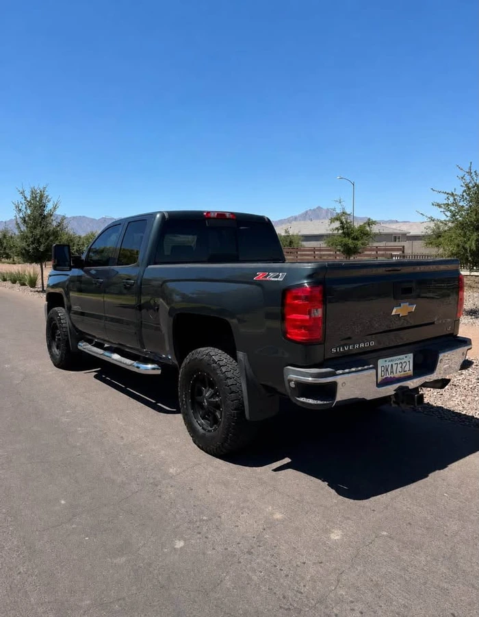 2017-Chevrolet-2500-Regular