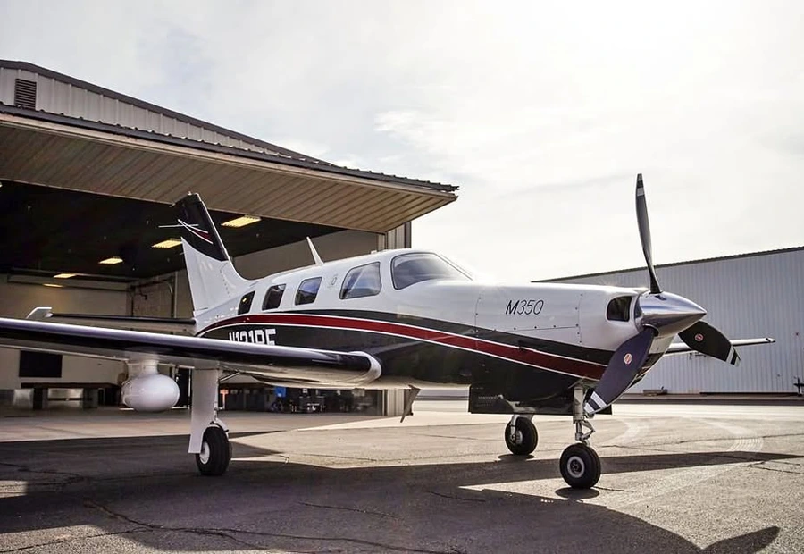 2017-PIPER-m-350