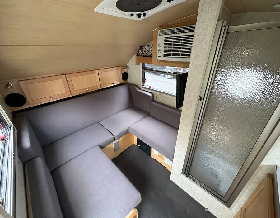 2017-nu-Camp-RV-little-guy