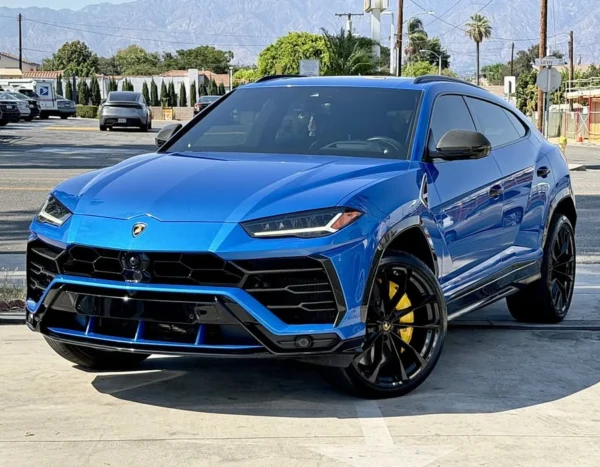 2019-Lamborghini-urus