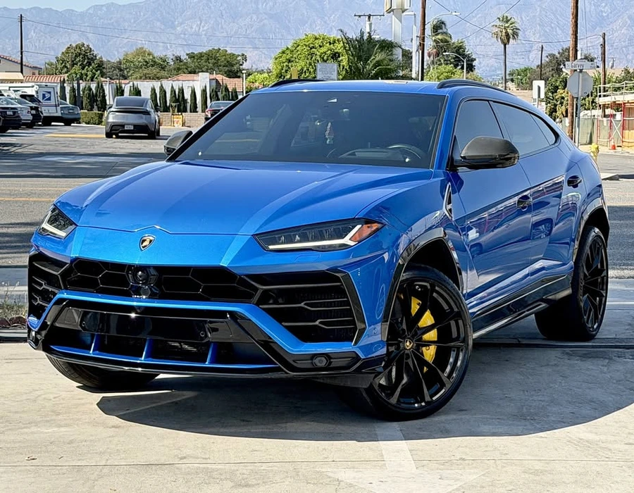 2019-Lamborghini-urus