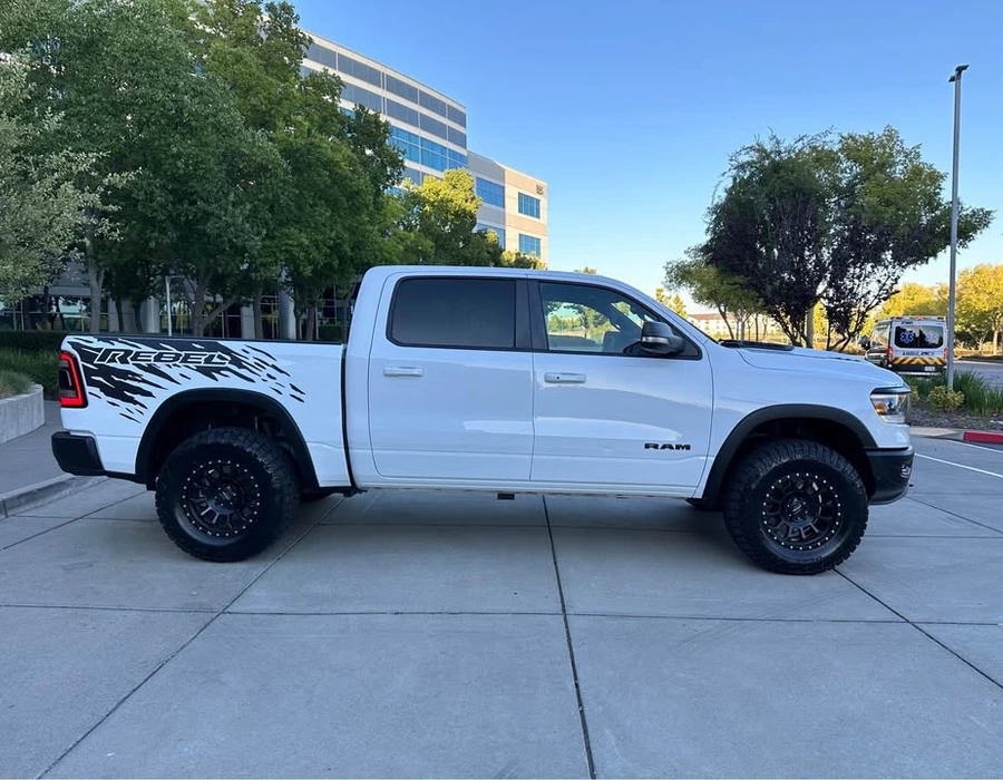 2019-Ram-1500-Rebel