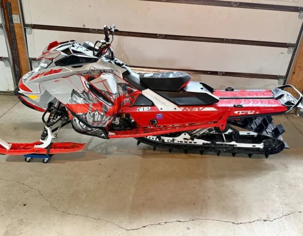 2020-Ski-Doo-summit-x-expert-154