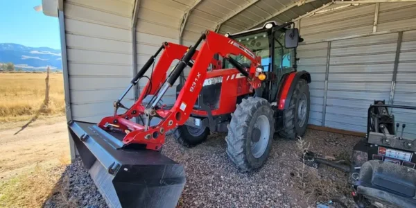 2021-Massey-Ferguson-4707-Farm-Tractor