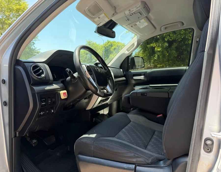 2021-Toyota-tundra-SR5