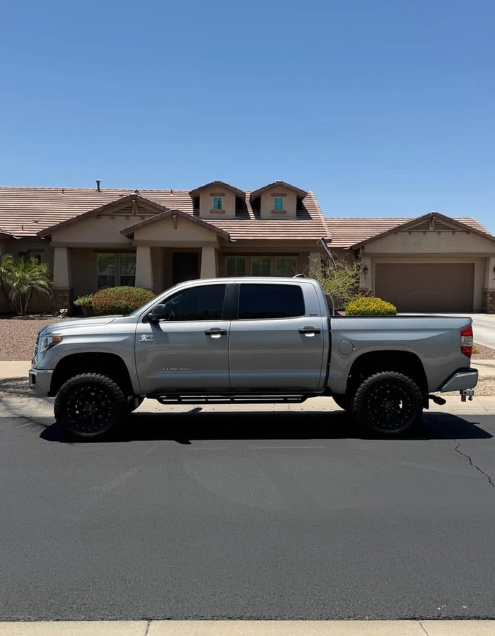 2021-Toyota-tundra-crewmax