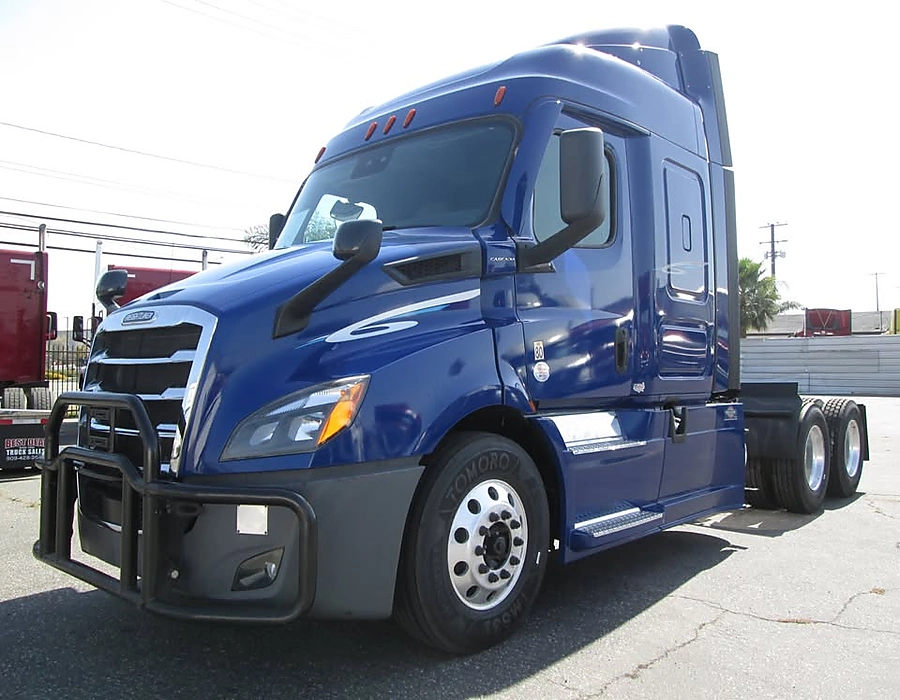 2022-Freightliner-cascadia-truck