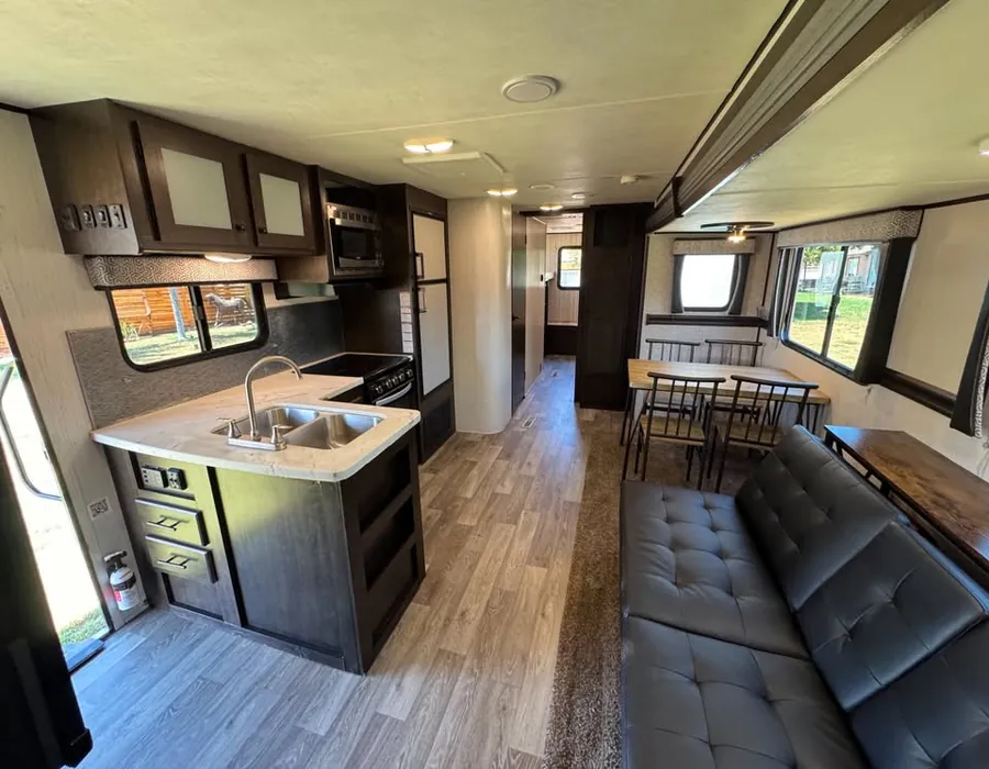 2022-HEARTLAND-pioneer-ds-320-rv