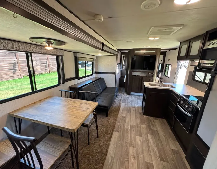2022-HEARTLAND-pioneer-ds320