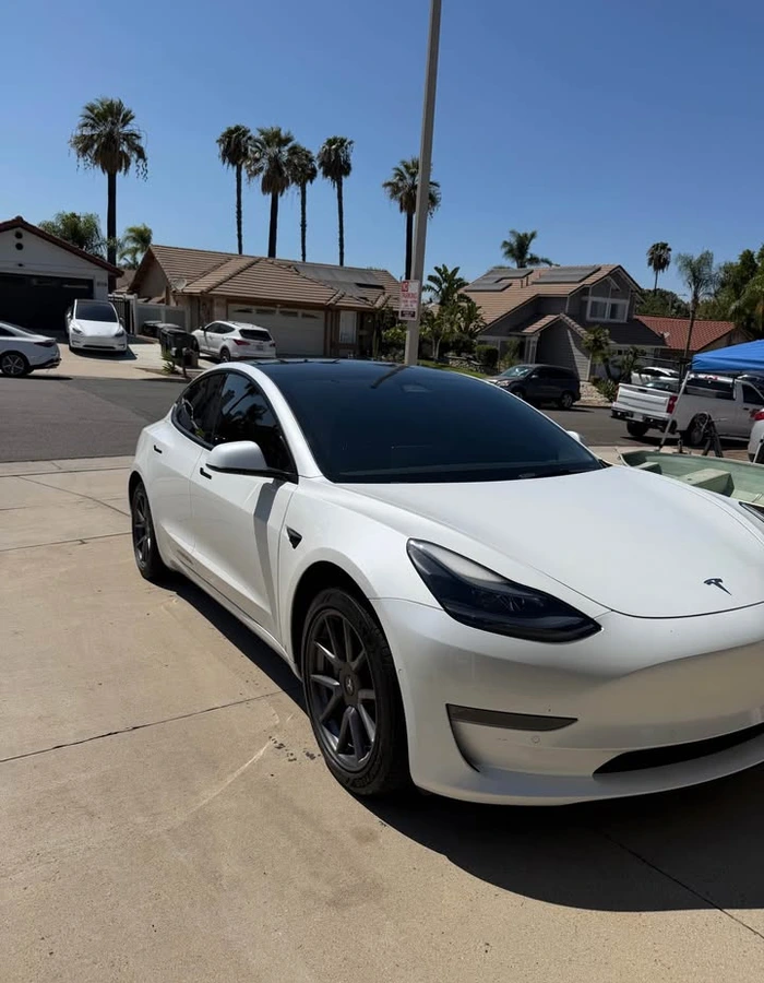 2022 Tesla Model 3 Standard - Image 4
