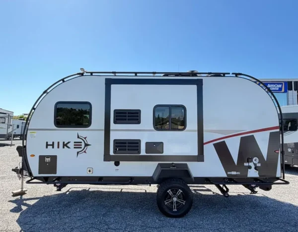 2022-Winnebago-Hike-Trailer