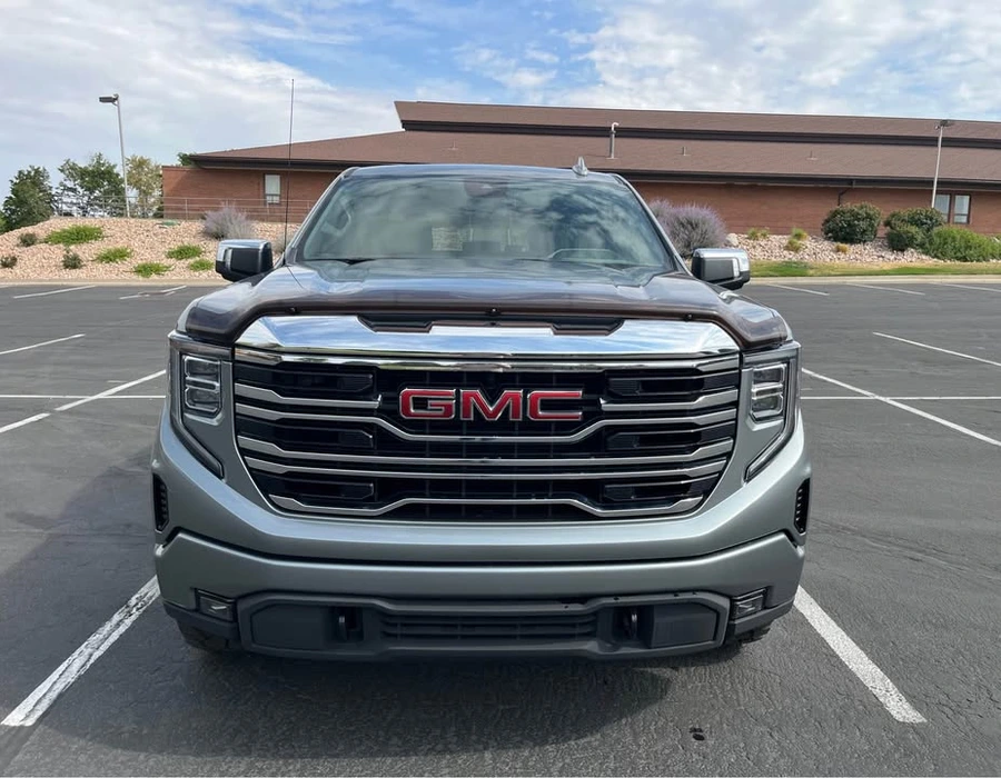 2023-GMC-Sierra-1500-Crew-Cab