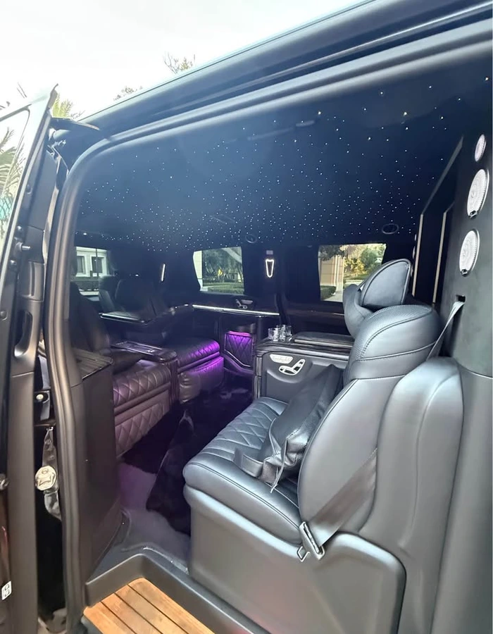 2023-MercedesBenz-metris