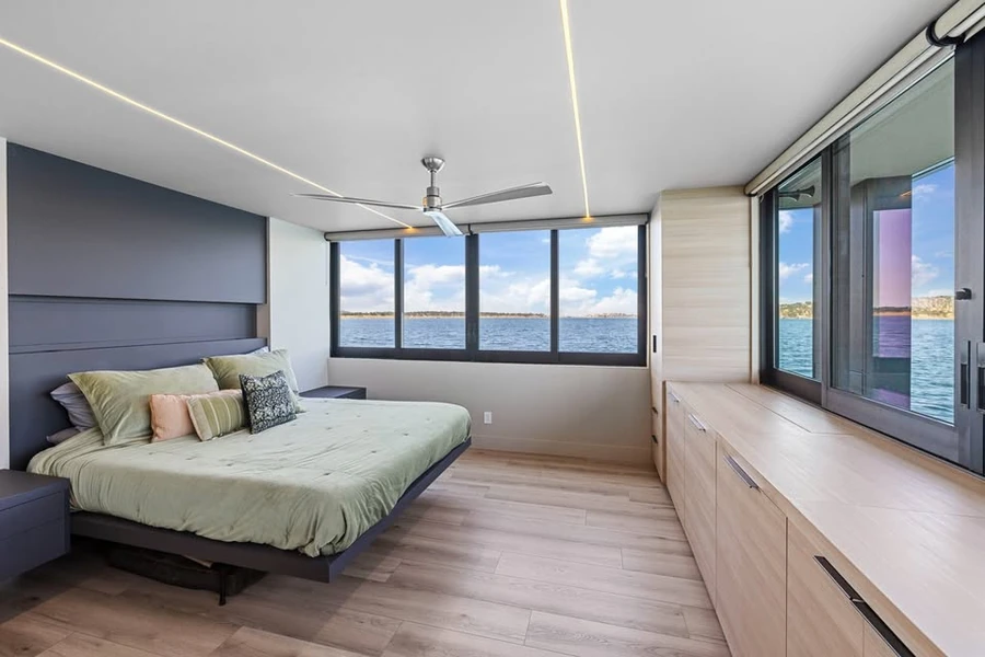 2023-TRC-Custom-floating-luxury