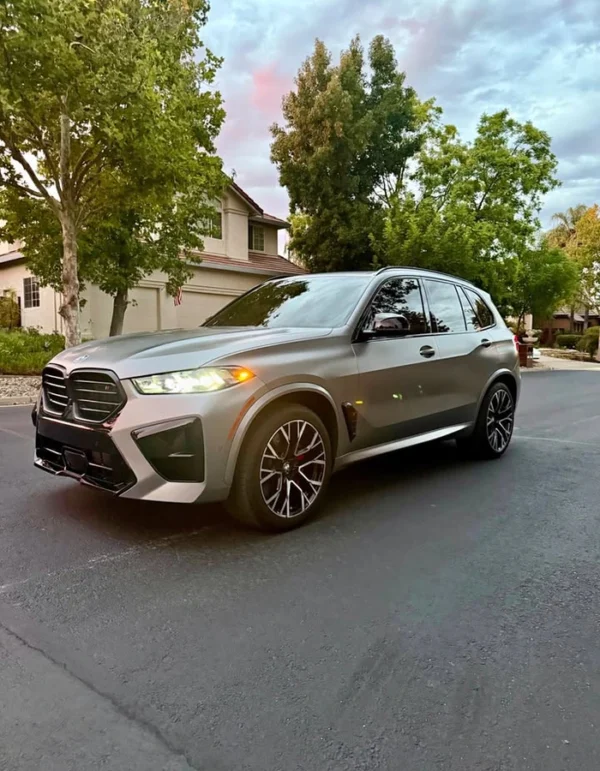 2024-BMW-x5-m-Competition-Sport