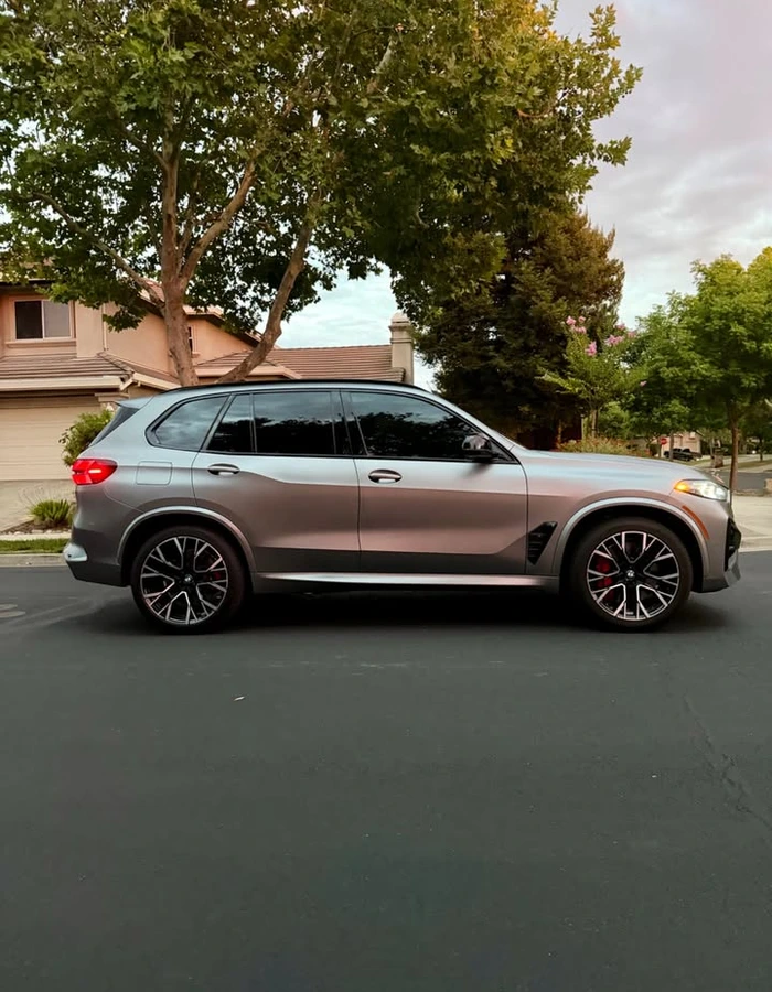 2024-BMW-x5m-Sport