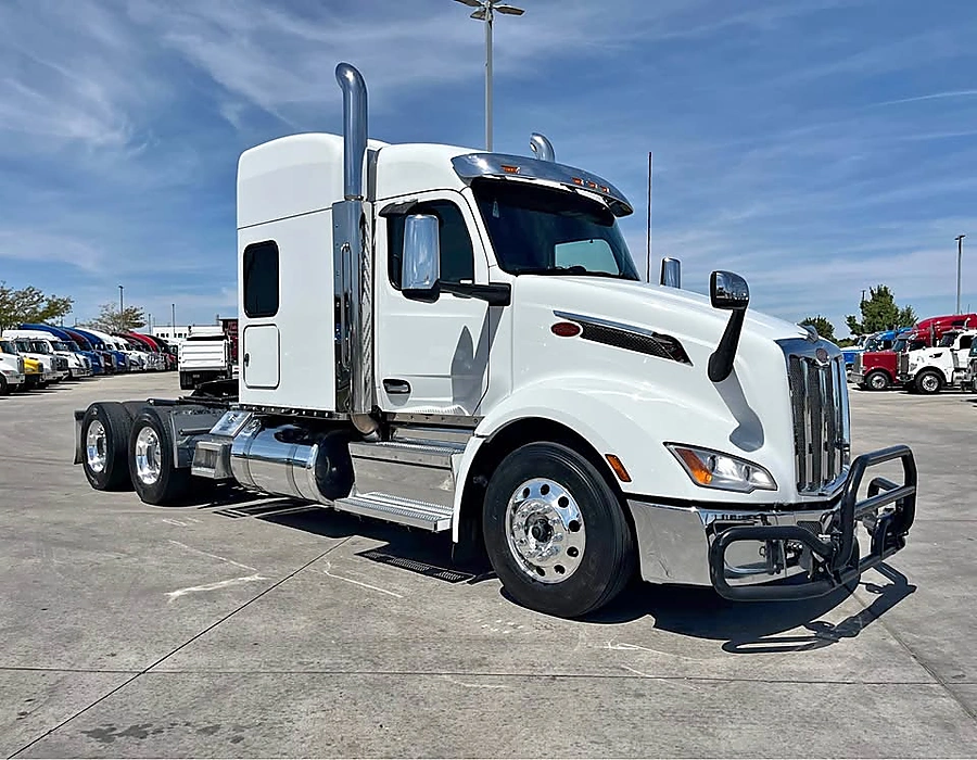 2024-Peterbilt-579