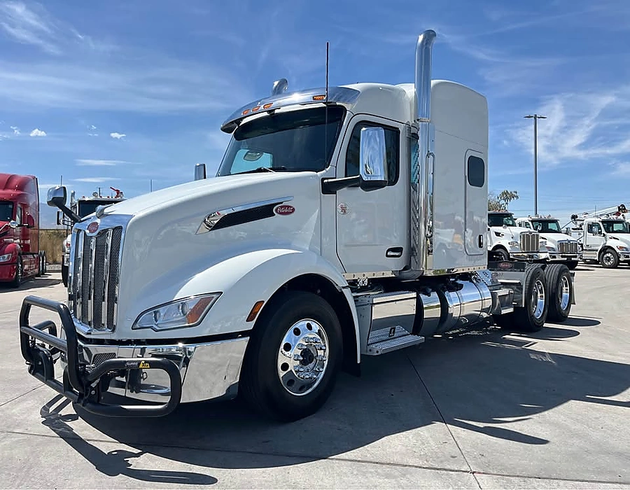Peterbilt-579-truck