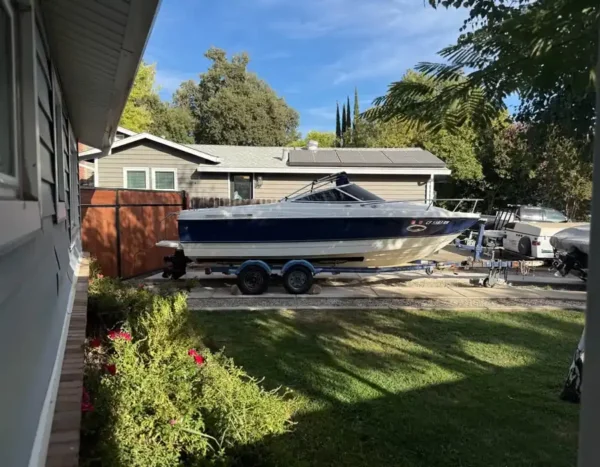 2007-Bayliner-Discovery-210