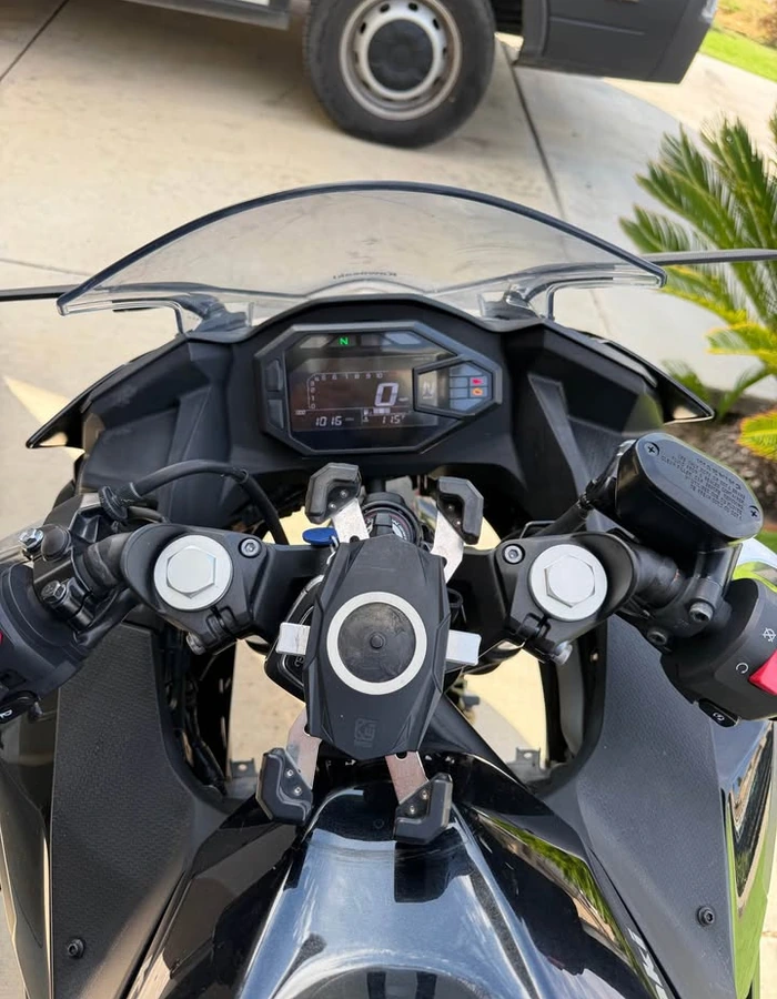 2024-Kawasaki-ninja
