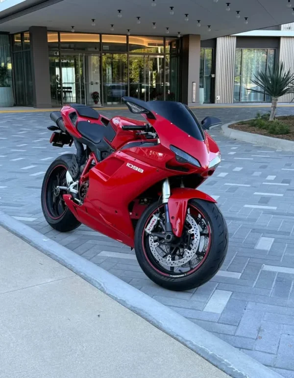 Ducati-1098-superbike