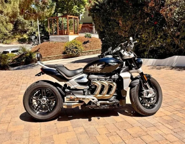 triumph-rocket-3r